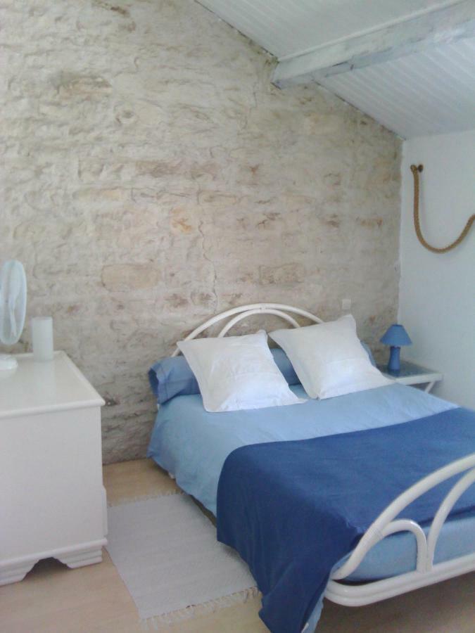 La Rosaliere Bed & Breakfast Chabournay Exterior photo
